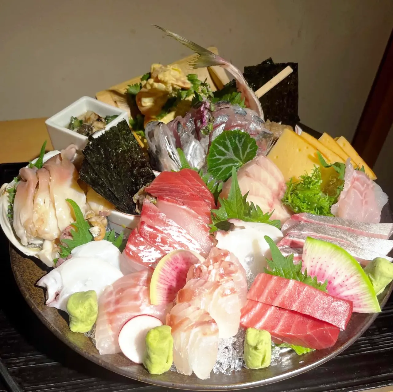 魚が旨い店の本気。名物「晴れ盛り」