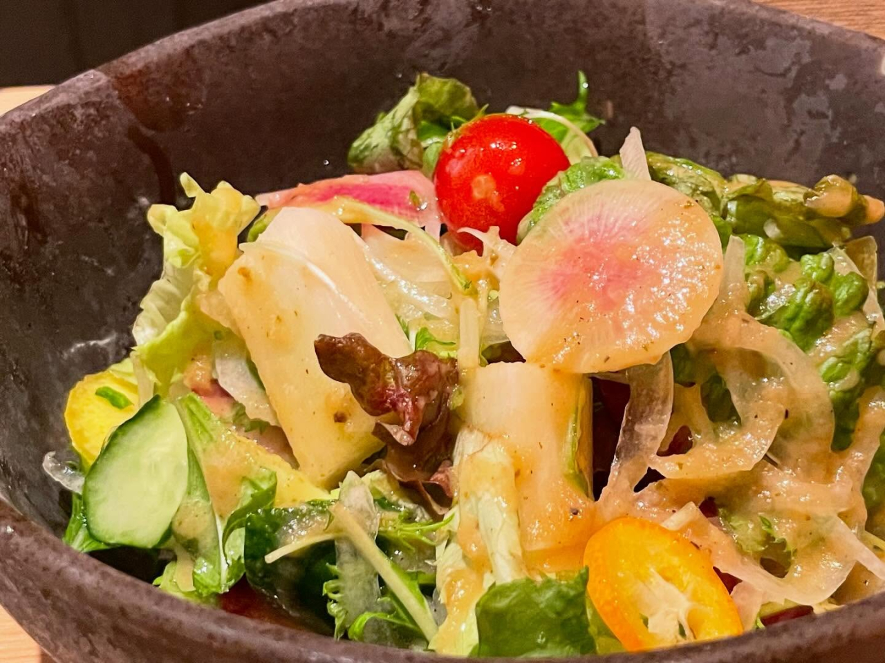 蔵王大根と彩り根菜のサラダ