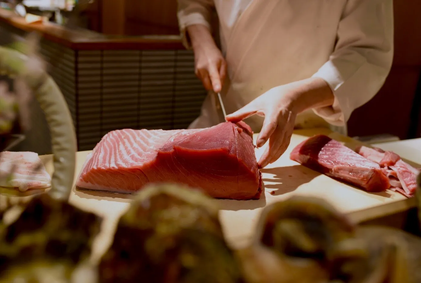 晴れの日 名掛丁｜石巻狐崎漁港直送の海の幸と上質空間